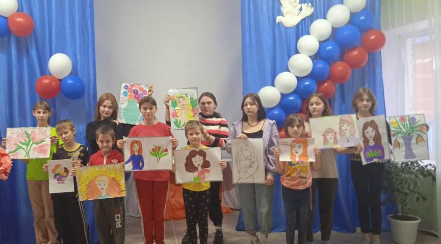 Выставка рисунков 1.jpg